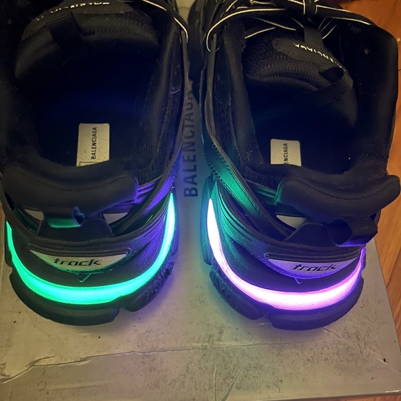 Balenciaga LED Tracks- size 10 - Picture 6 of 9